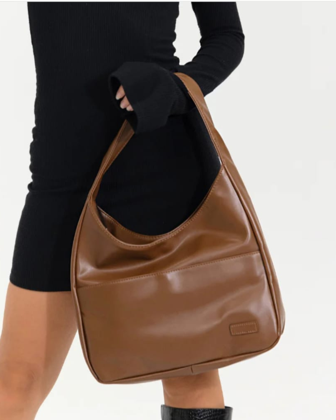 Bolsa de Cuero Premium de Diseño Atemporal y Espacio Perfecto