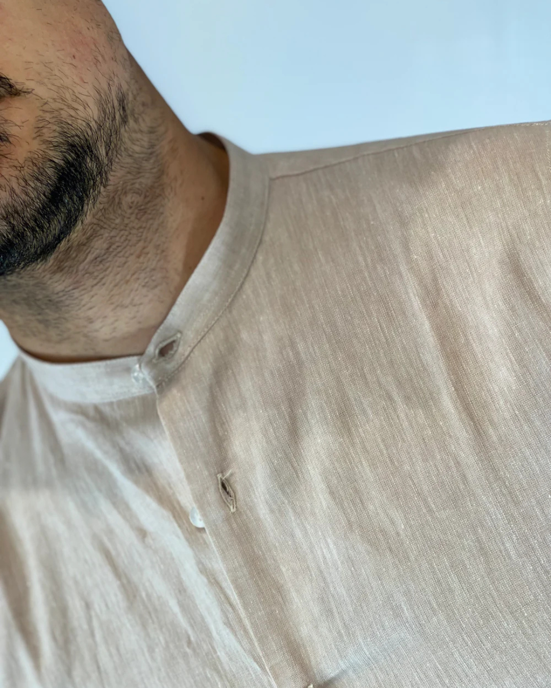 Camisa de Lino con Cuello Mao para Hombre