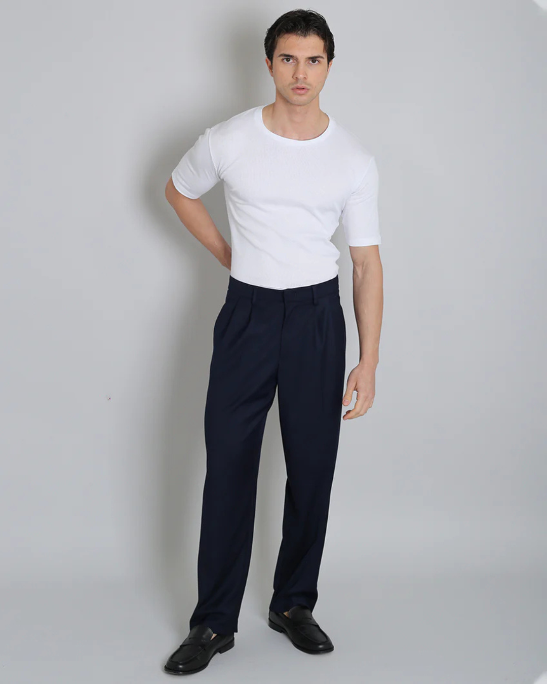 Camisa de Cuello Redondo y Mangas Cortas para Hombre