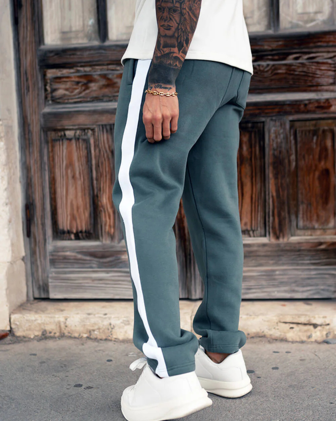 Pantalón Jogger con Banda Lateral para Hombre