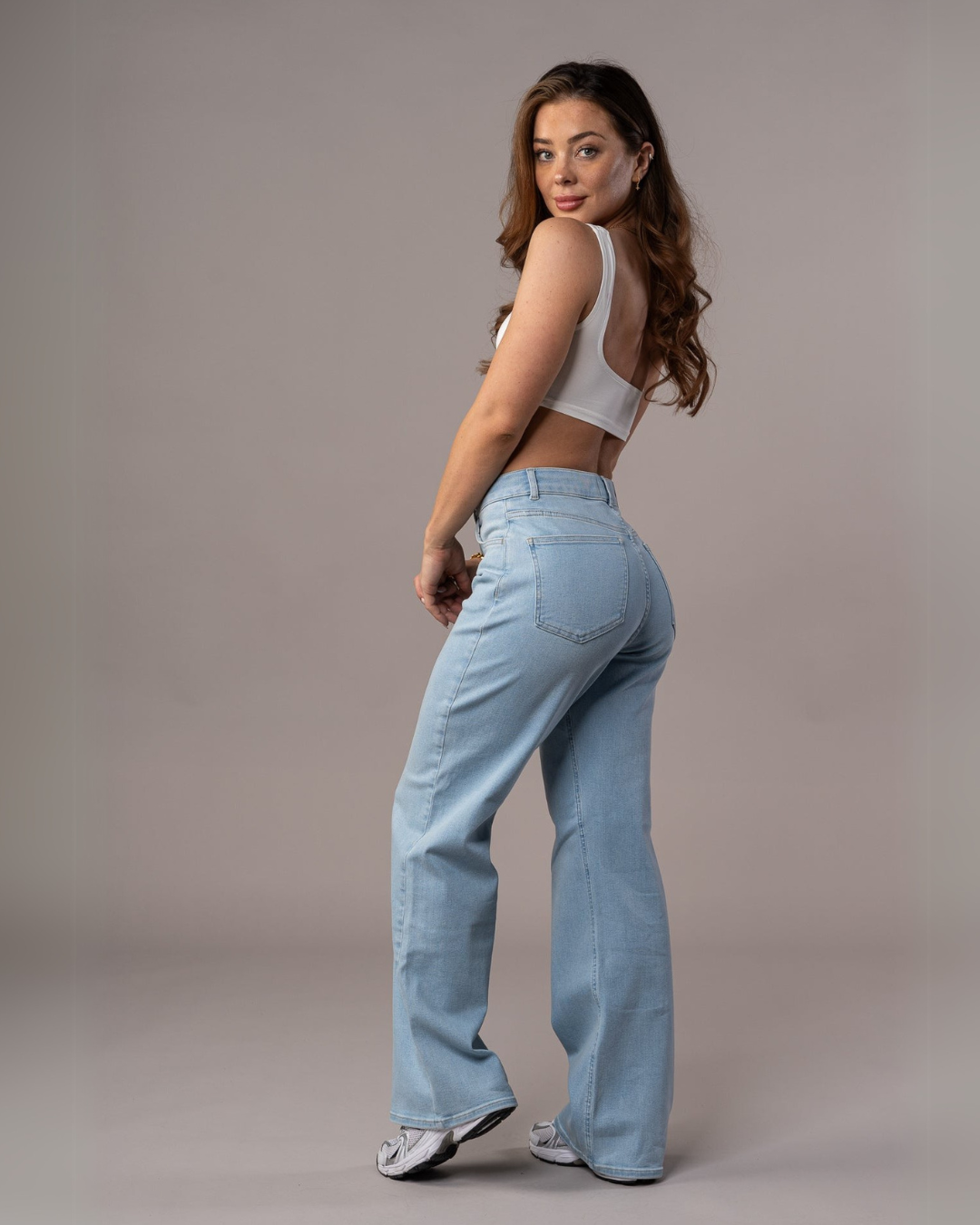 Pantalón de Talle Alto y Corte Alargado para Mujer