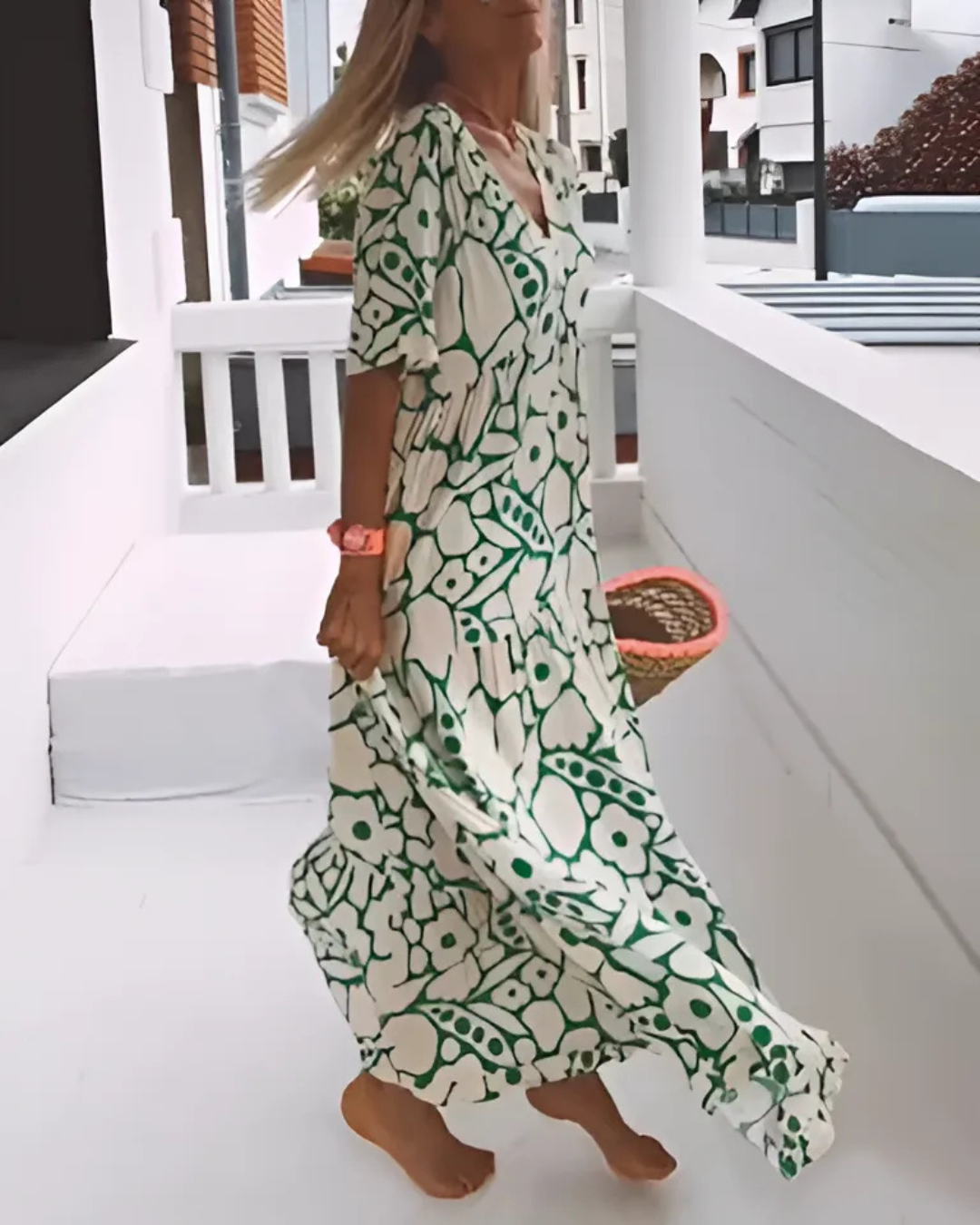 Vestido Holgado con Escote en V