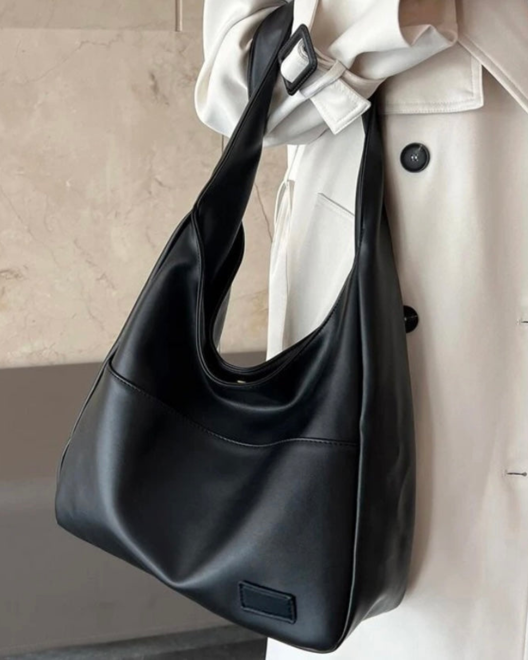 Bolsa de Cuero Premium de Diseño Atemporal y Espacio Perfecto