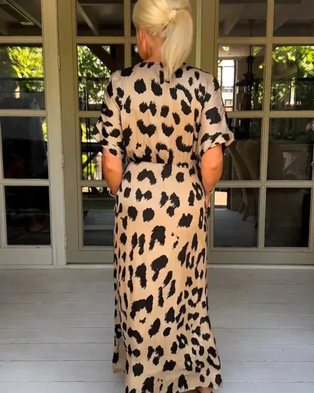 Vestido Maxi de Mujer con Estilo Animal Print Moderno