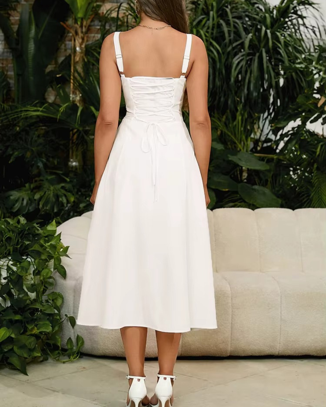 Vestido con Fruncido en el Pecho de Tirantes delgados