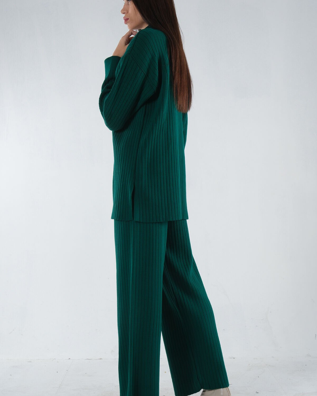 Conjunto de Dos Piezas con Tejido Canalé y Ajuste Relajado para un Estilo Sofisticado