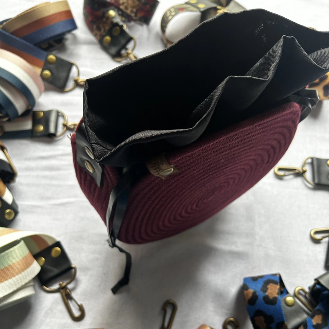 Bolso de verano en mimbre
