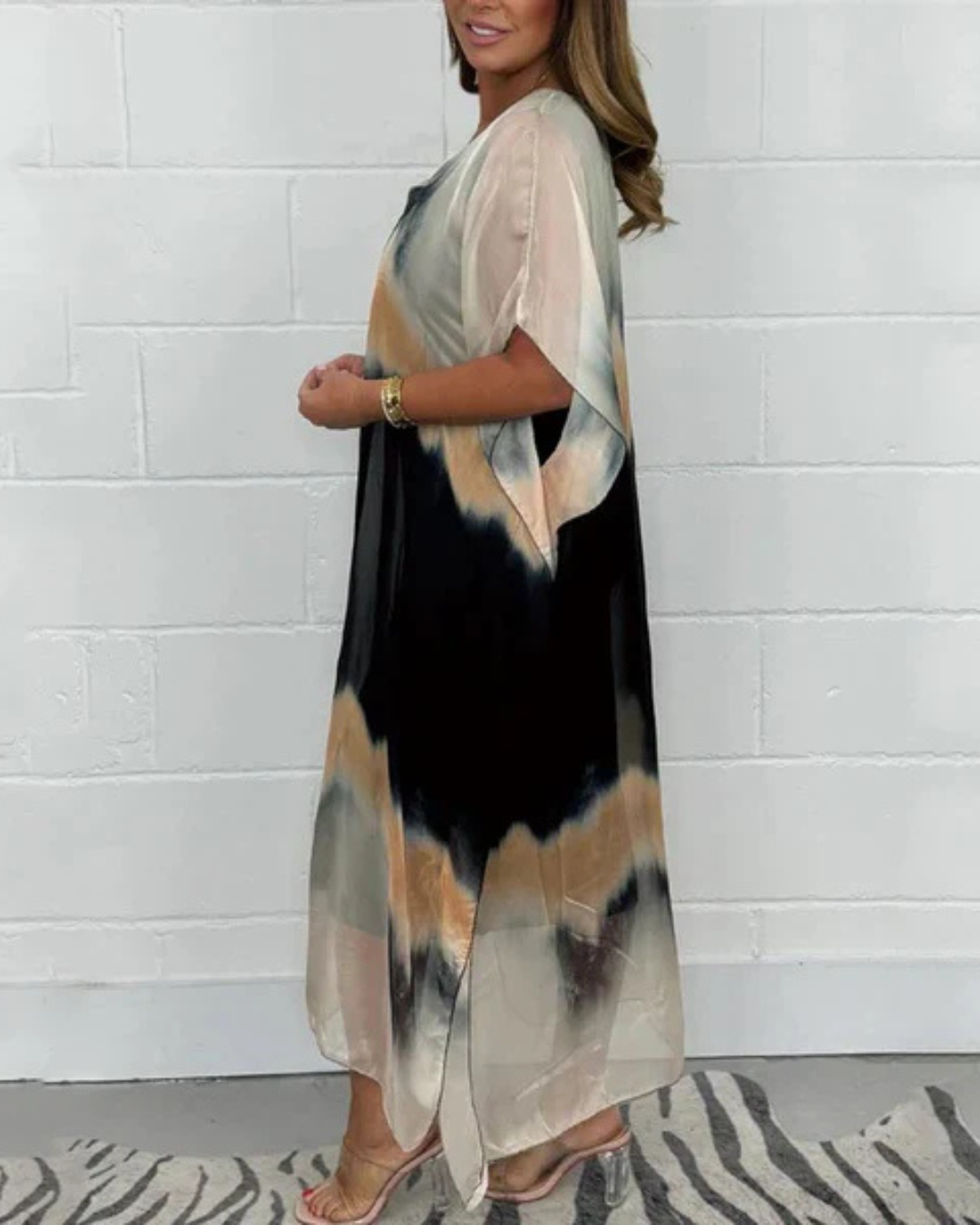 Vestido Largo con Corte Fluido