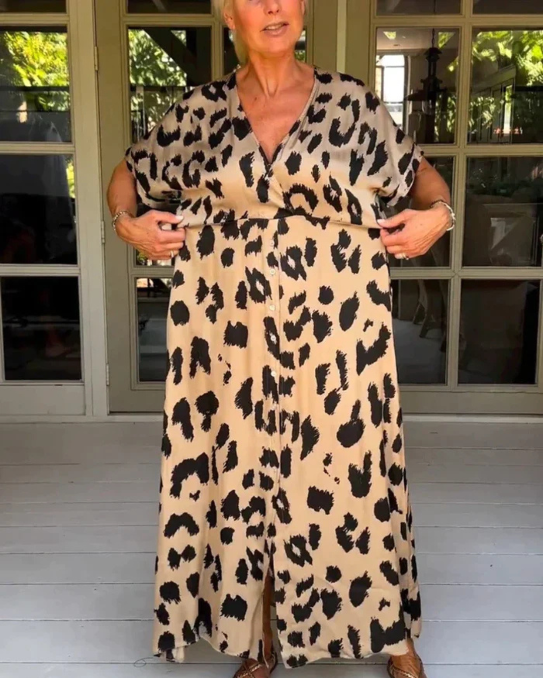 Vestido Maxi de Mujer con Estilo Animal Print Moderno
