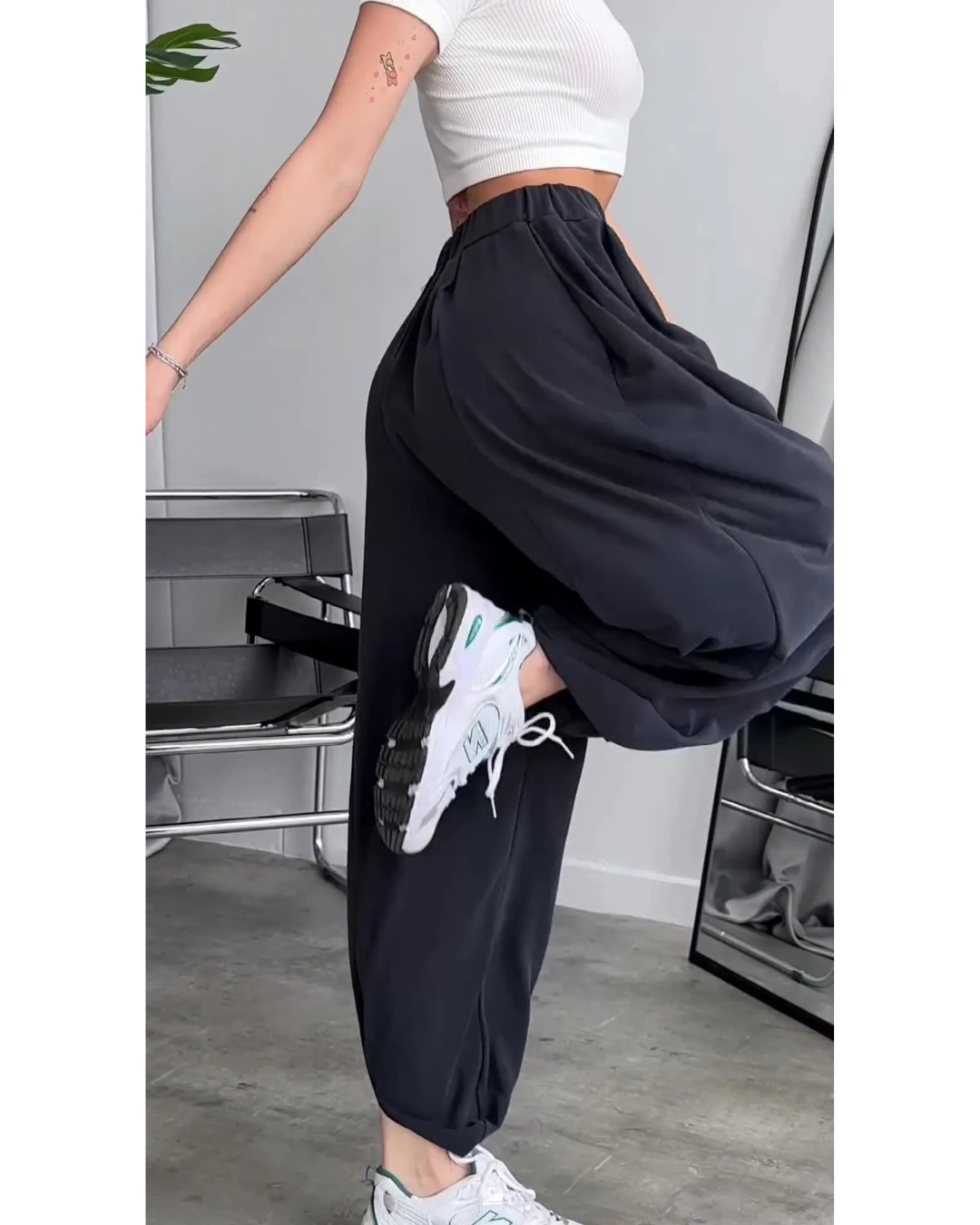Pantalón Oversize de Estilo Bohemio con Diseño Atemporal y Confort Premium