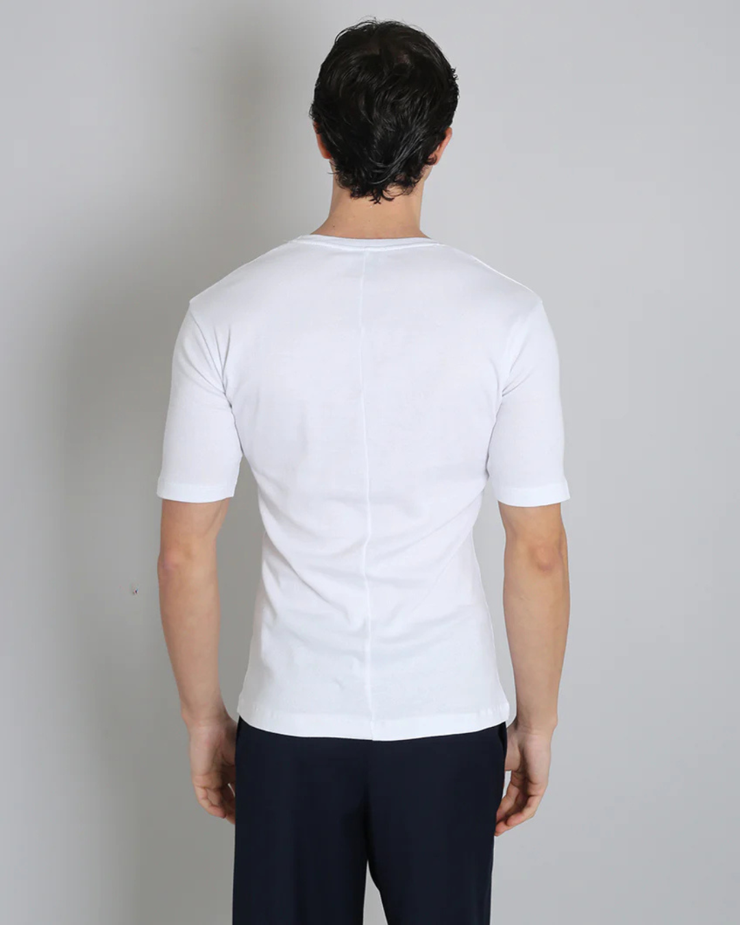Camisa de Cuello Redondo y Mangas Cortas para Hombre