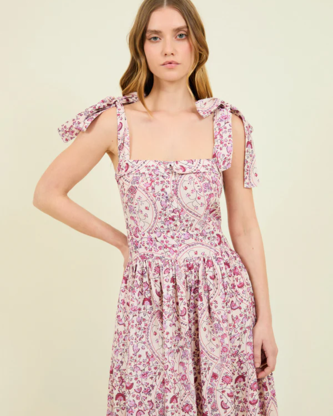 Vestido Floral Femenino Frescura y Encanto en Cada Paso