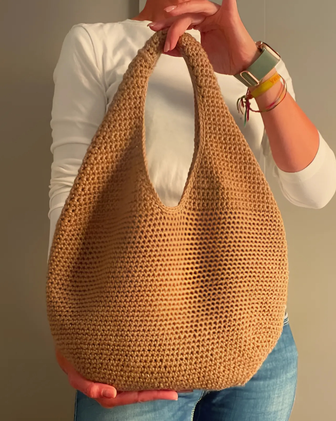 Bolso tejido de punto estilo boho
