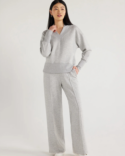 Conjunto Deportivo de Camisa Holgada y Pantalón Ancho para Mujer