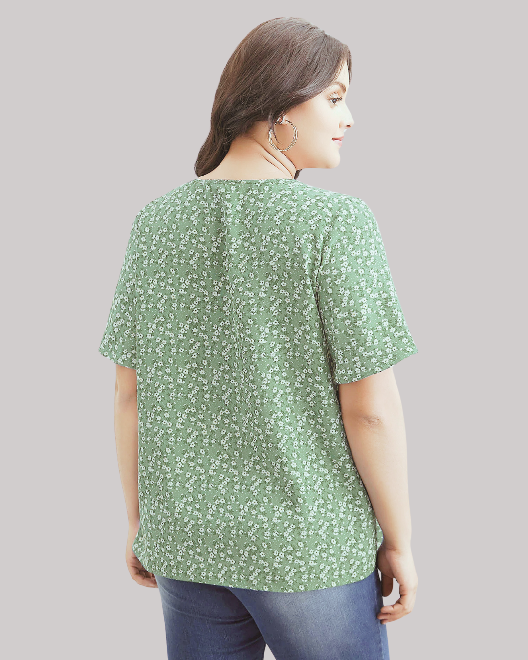 Blusa con Estampado Floral y Mangas Amplias Estilo Volante
