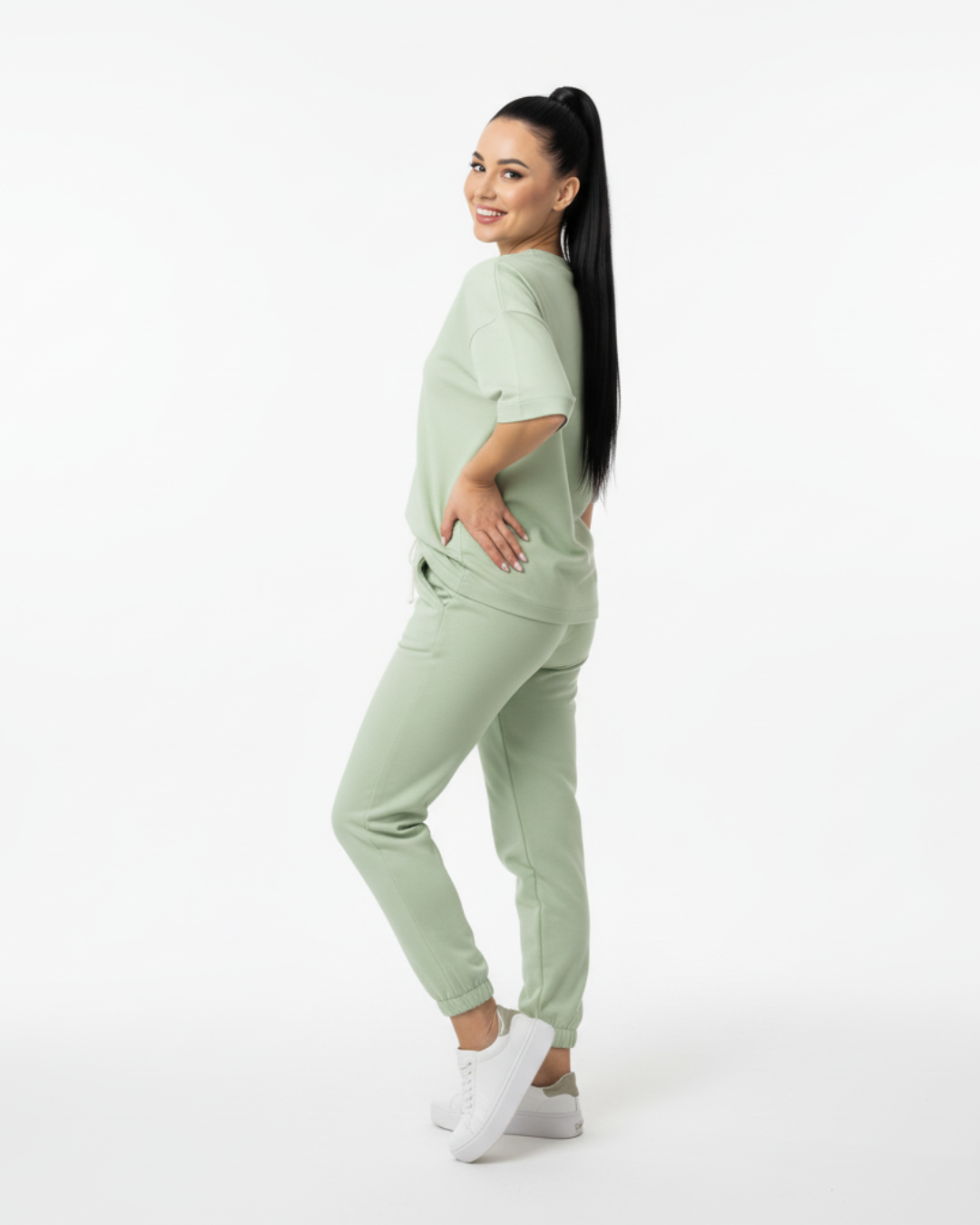 Conjunto Deportivo de Alto Confort Tejido Elástico y Transpirable para Mujer