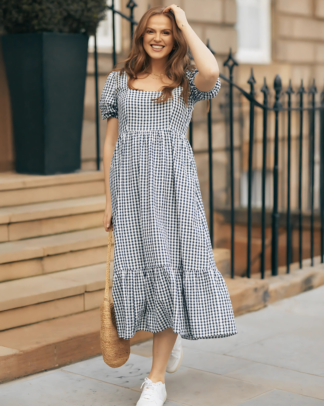 Vestido de Cuadros Gingham con Volados Estilo Fresco y Elegante