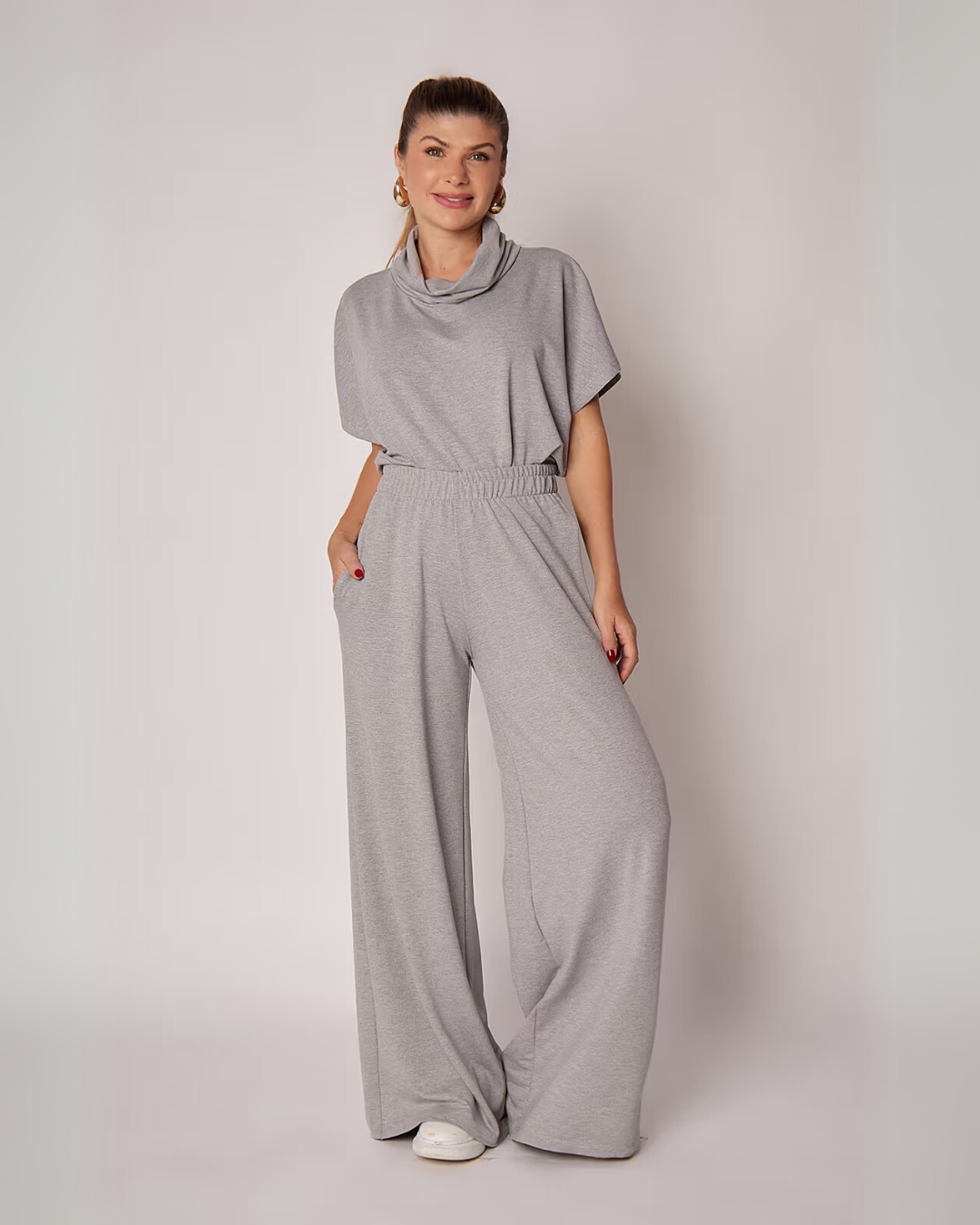 Conjunto Casual Dúo para Mujer en Gris Mezcla Versátil y Confortable