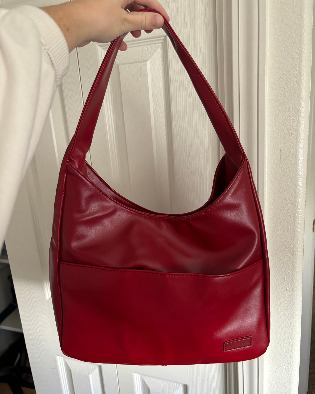 Bolsa de Cuero Premium de Diseño Atemporal y Espacio Perfecto
