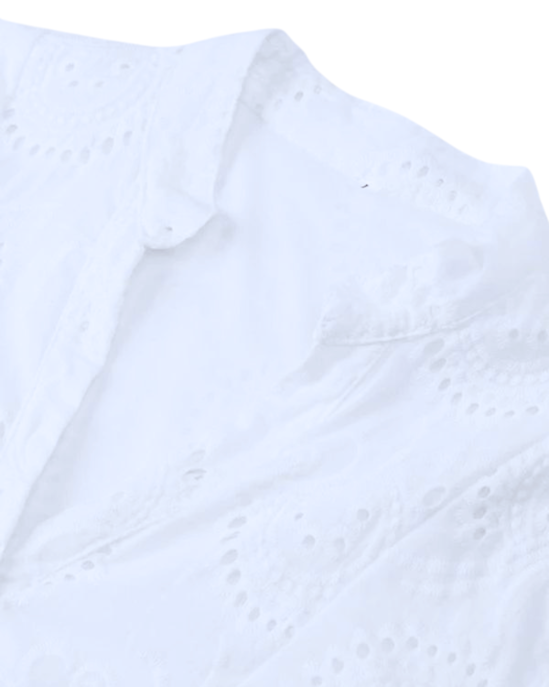 Vestido Corto Bordado con Manga Abullonada y Diseño Troquelado para un Look Ligero y Encantador
