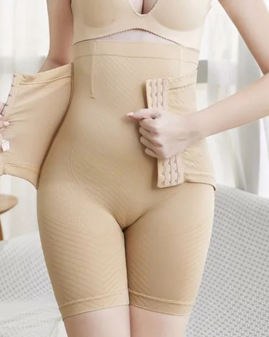 Faja moldeadora con broches: control firme y comodidad para resaltar tu figura