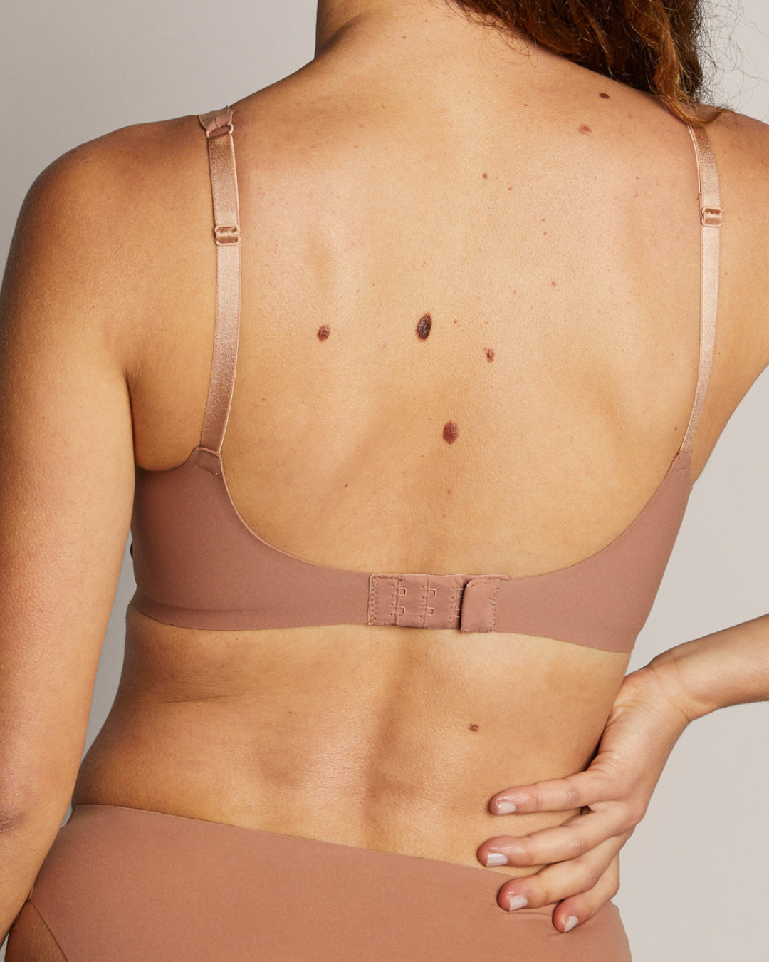 Sujetador Moldeador sin Costuras con Efecto Segunda Piel y Máximo Confort (OFERTA 2X1)