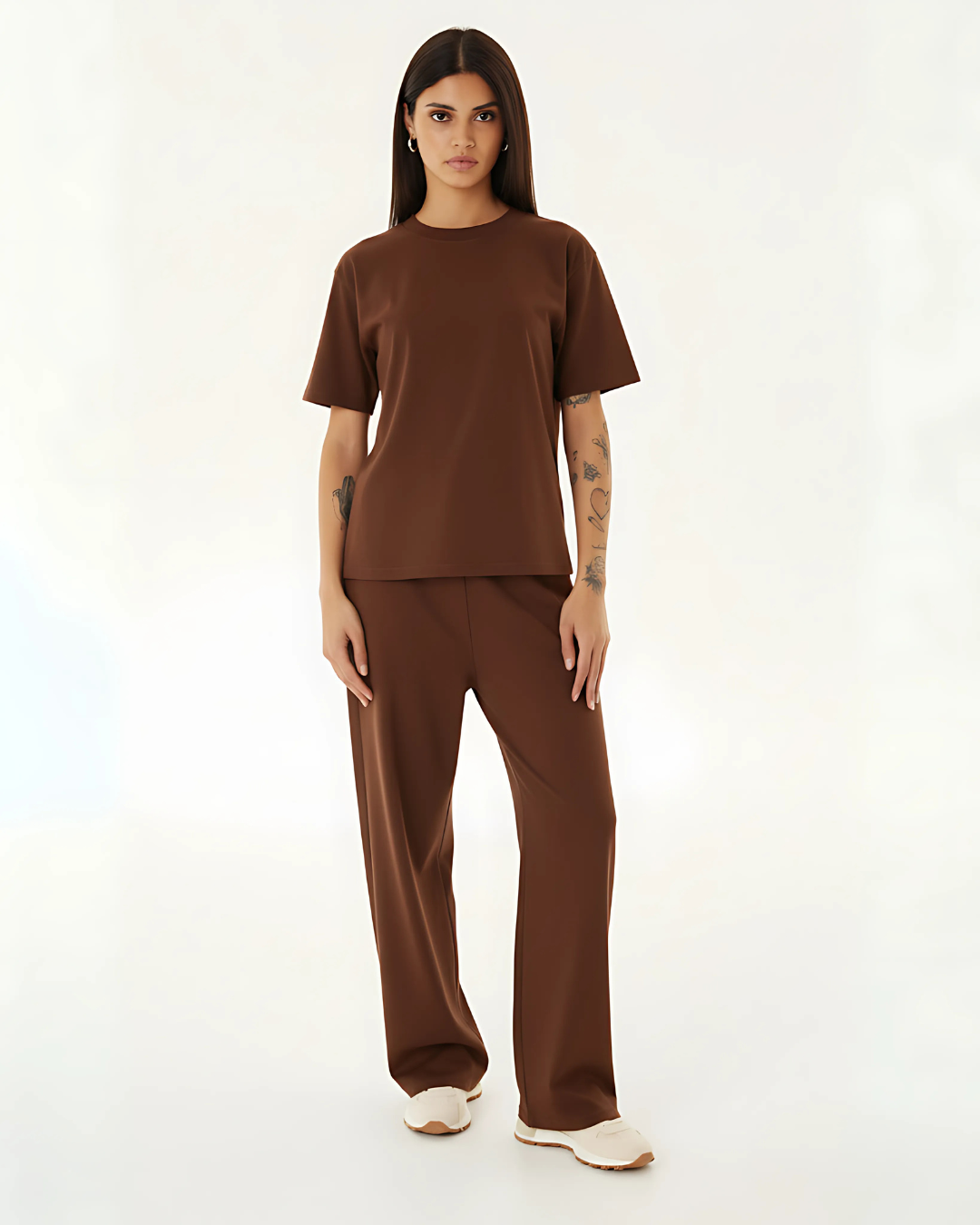 Conjunto de Mujer con Estilo Minimalista