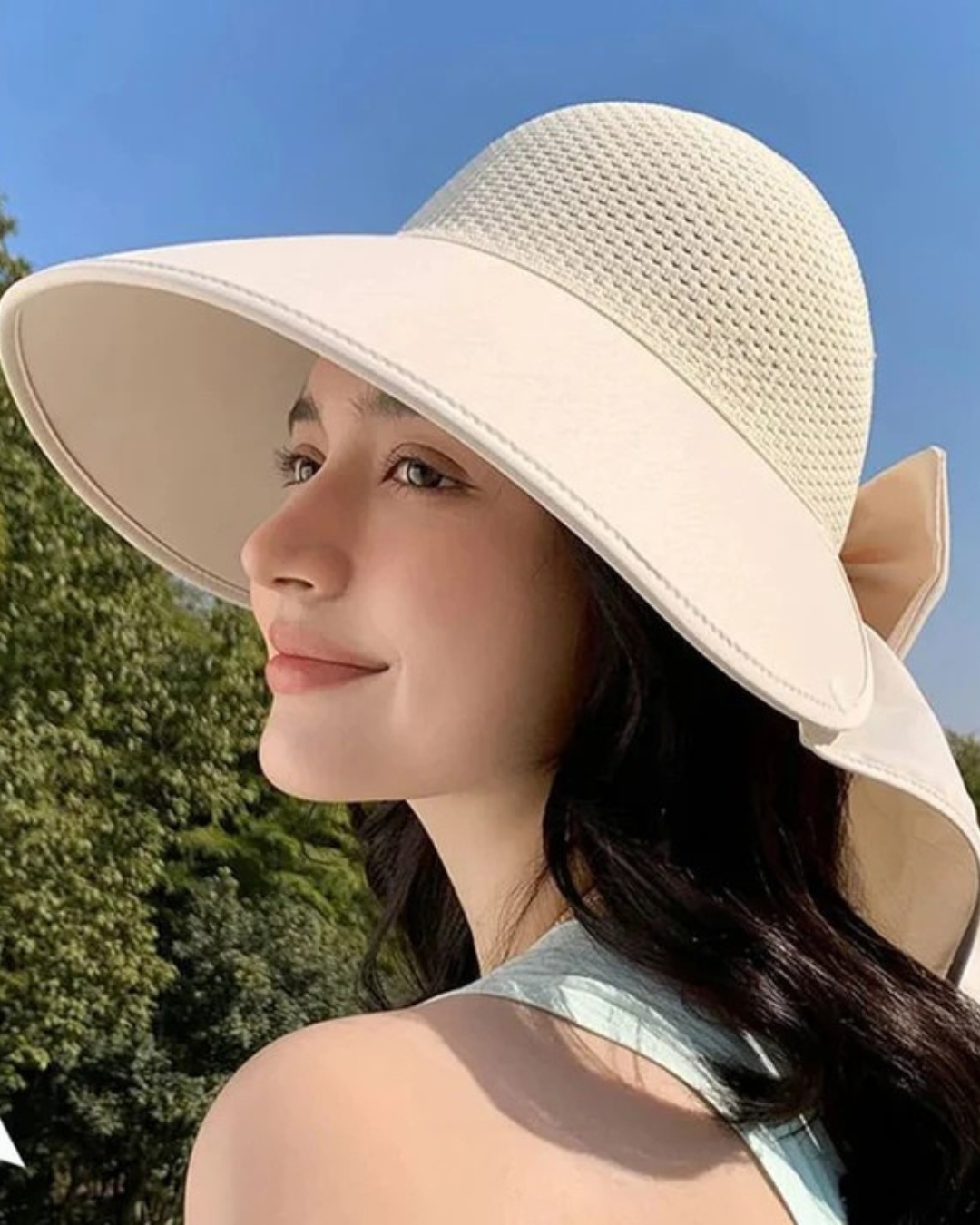 Sombrero de Ala Ancha con Lazo Elegante para Días Soleados