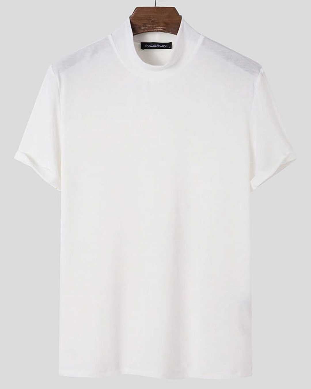 Camiseta de Hombre con Cuello y Corte Entallado