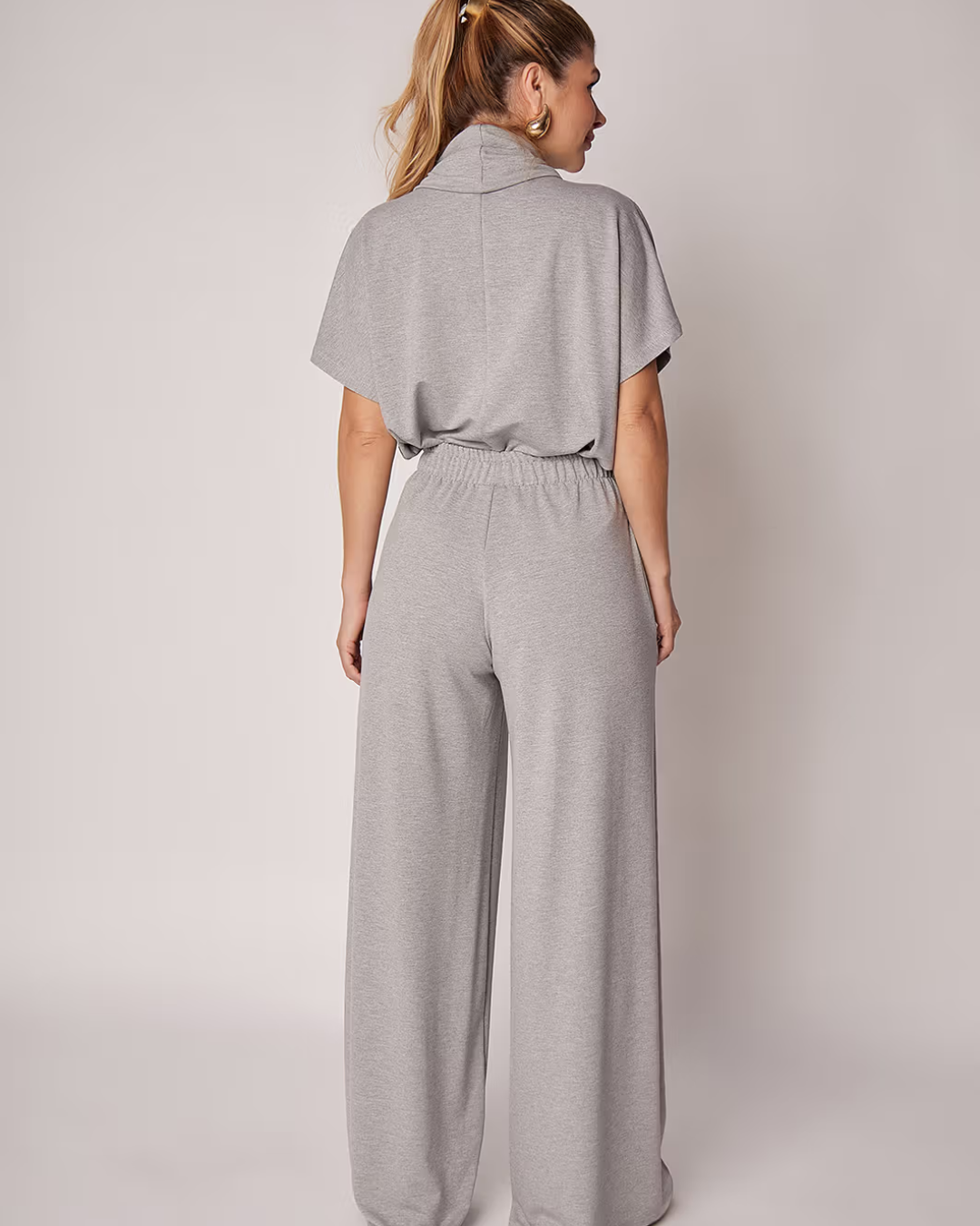 Conjunto Casual Dúo para Mujer en Gris Mezcla Versátil y Confortable