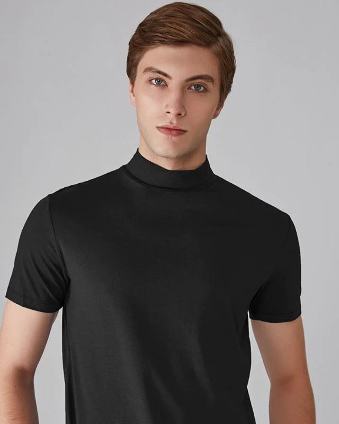 Camiseta de Hombre con Cuello y Corte Entallado