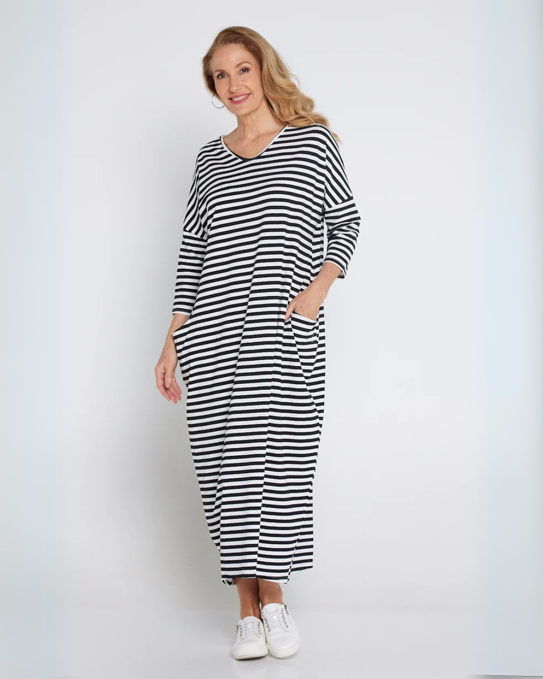 Vestido de Rayas con Cuello en V y Bolsillos Frontales para Mujer
