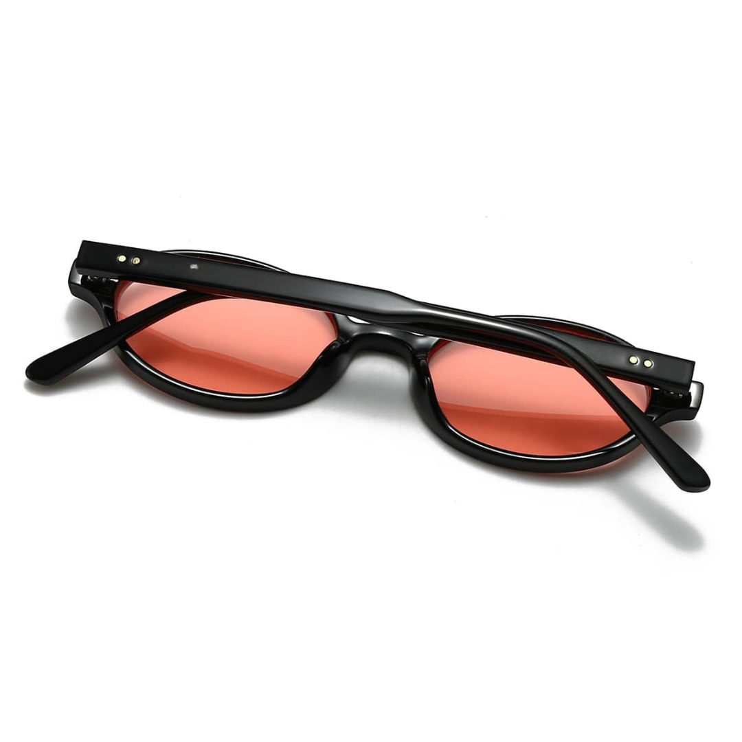 Gafas de Sol Ovaladas con Montura Negra de Estilo Retro Moderno