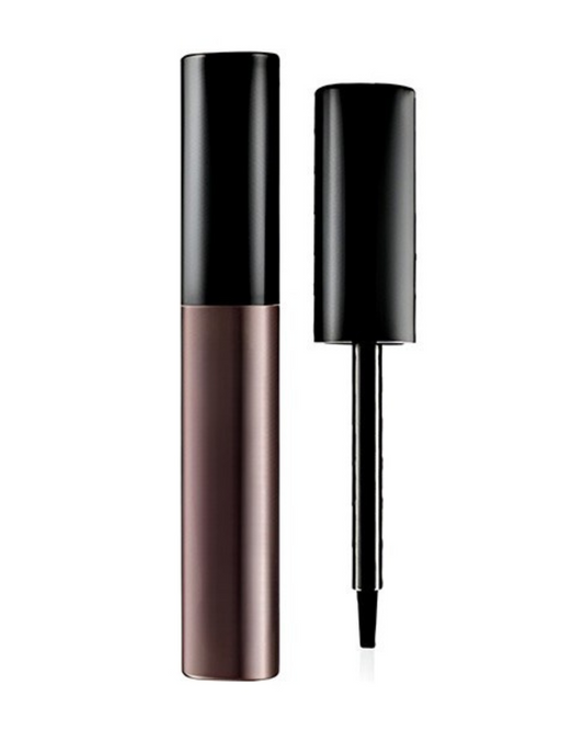 Gel para cejas con efecto tatuaje Definición natural y duradera