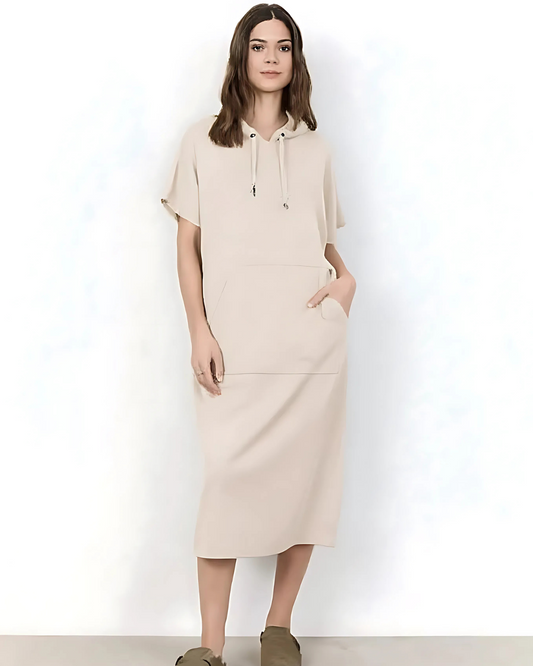 Vestido casual largo con capucha