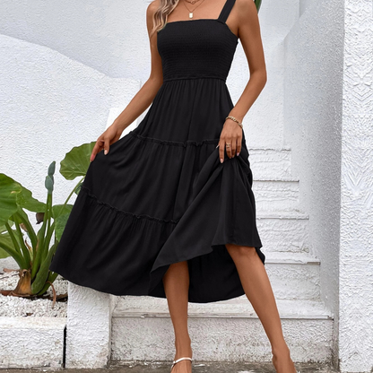 Vestido Corto con Dobladillo Acampanado
