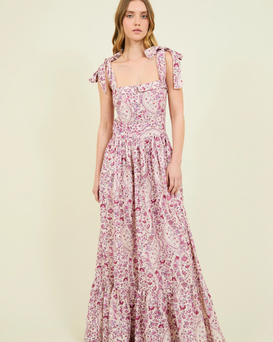 Vestido Floral Femenino  Frescura y Encanto en Cada Paso