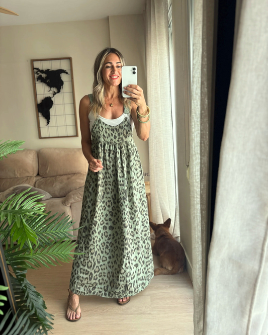 vestido de lino con estampado de leopardo
