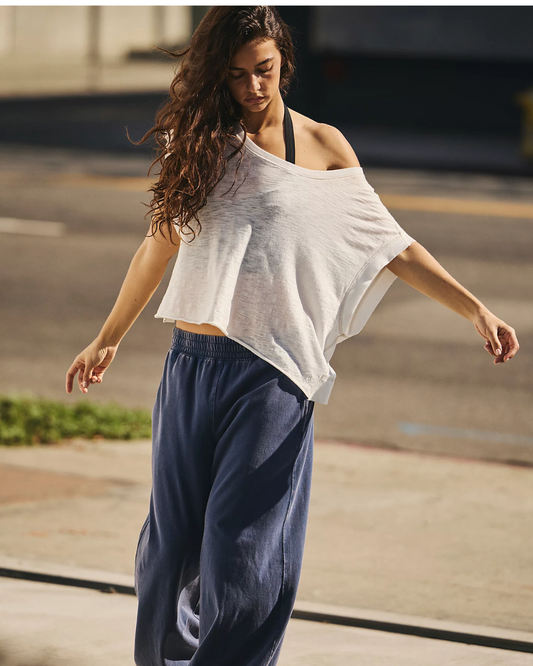 Blusa Oversize de Mujer con Manga Corta  Estilo Relajado