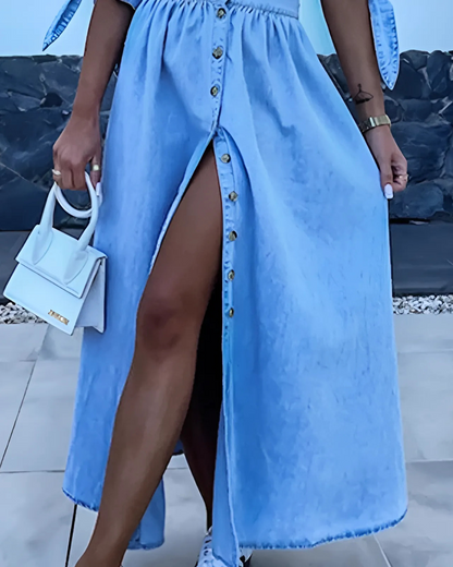 Vestido de mezclilla con escote en V y botones frontales