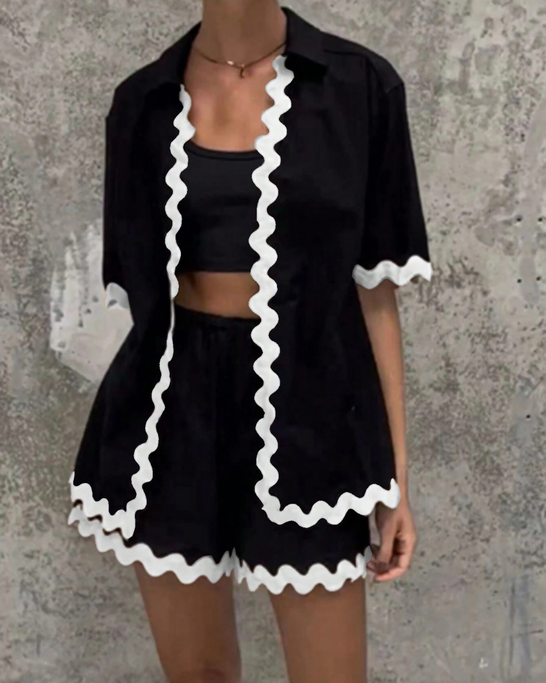 Conjunto con Borde Ondulado para Mujer