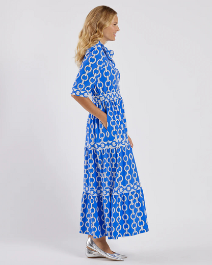 Vestido largo de manga corta con estampado de cadenas