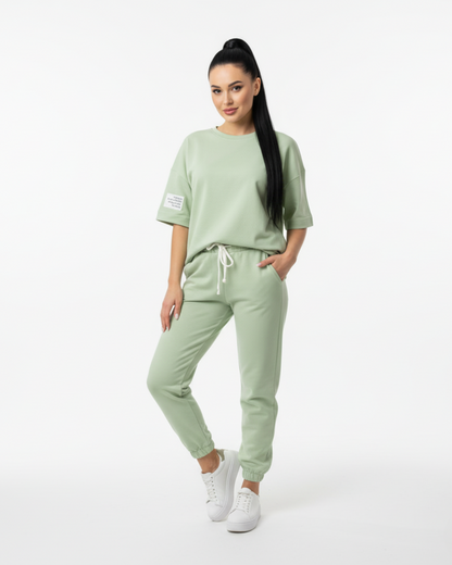 Conjunto Deportivo de Alto Confort Tejido Elástico y Transpirable para Mujer