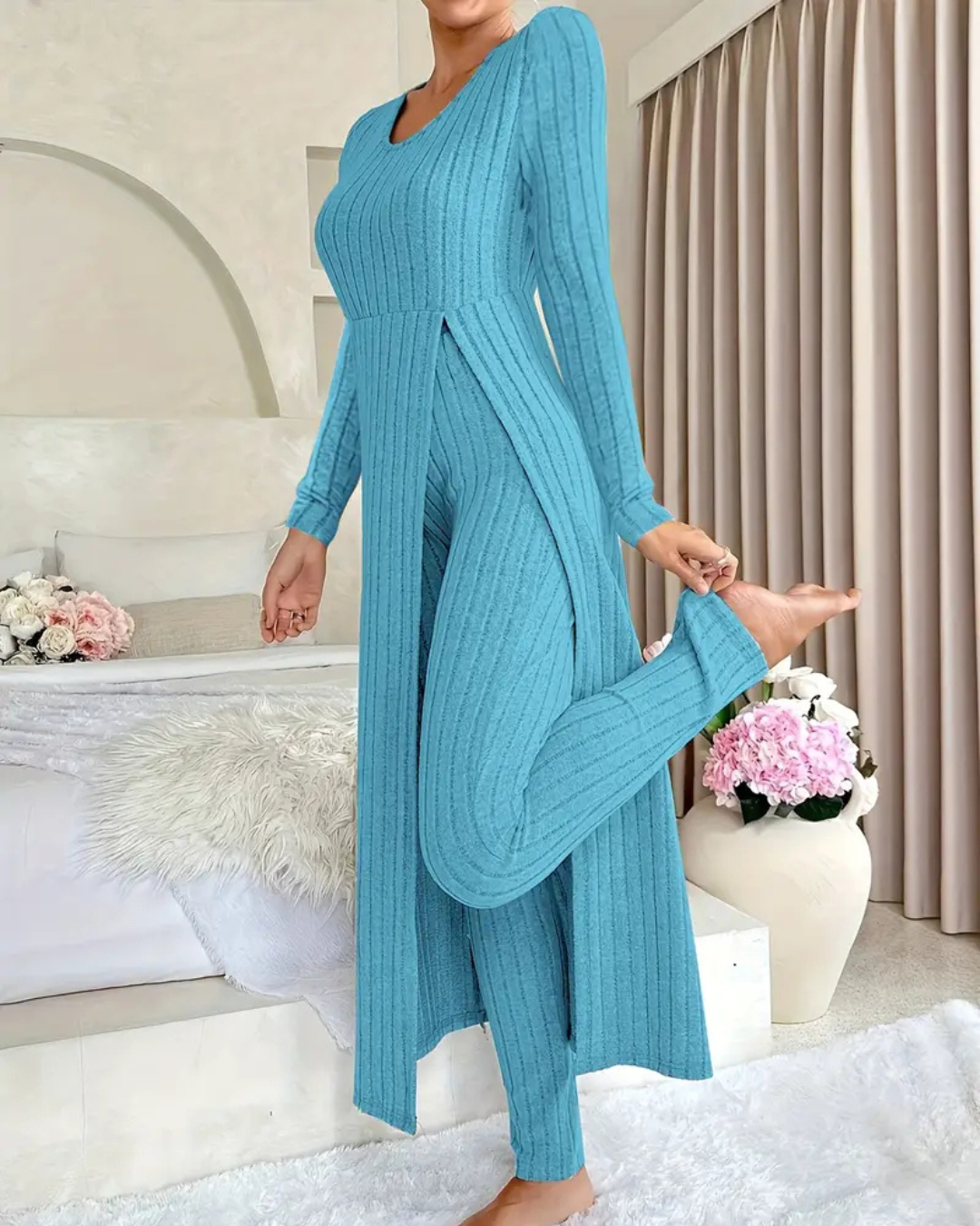 Conjunto de dos piezas con camisa de manga larga con cuello redondo y pantalones para mujer