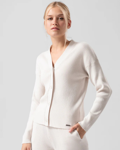 Conjunto de Dos Prendas de Punto Acanalado: Cárdigan y Pantalón para más Estilo y Comodidad