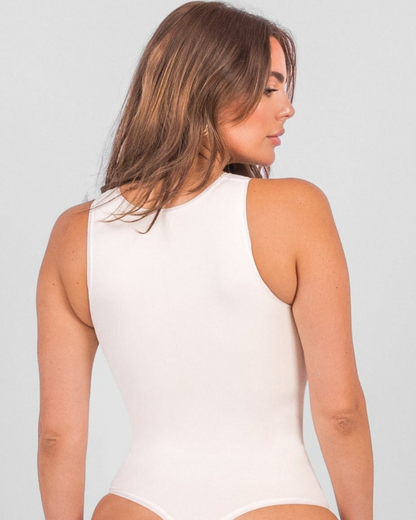 Body con Cuello Redondo y Control de Abdomen